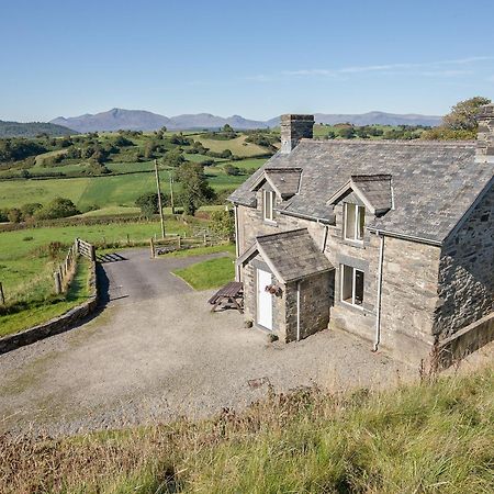 Cefn Bach Vila Capel Garmon Exterior foto